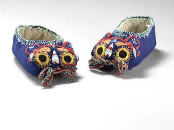enfant-chine-chausson-tigre-histoire-guimet