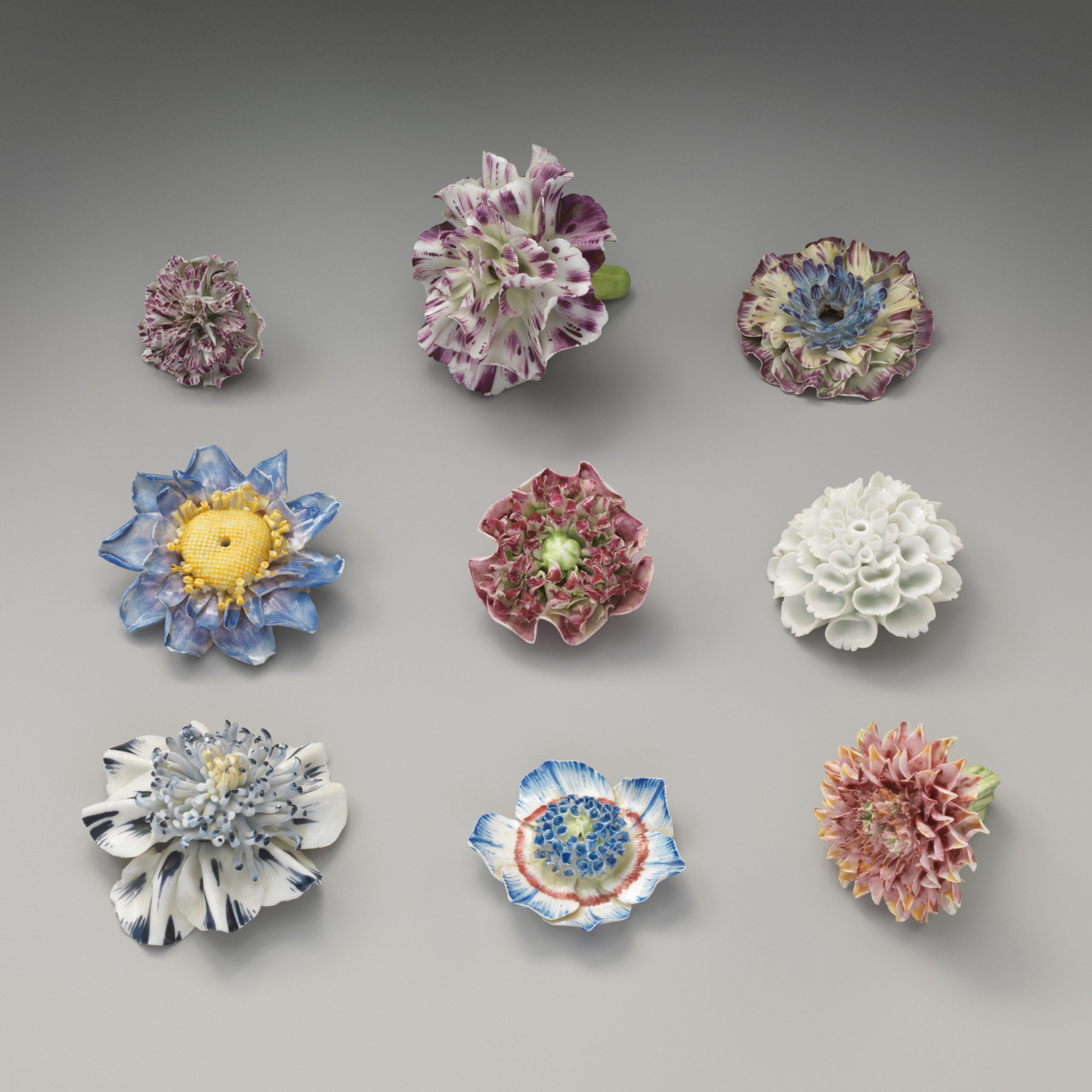 Fleurs en porcelaine &agrave; p&acirc;te tendre de la Manufacture de Vincennes, milieu du XVIIIe si&egrave;cle &copy; MET Museum