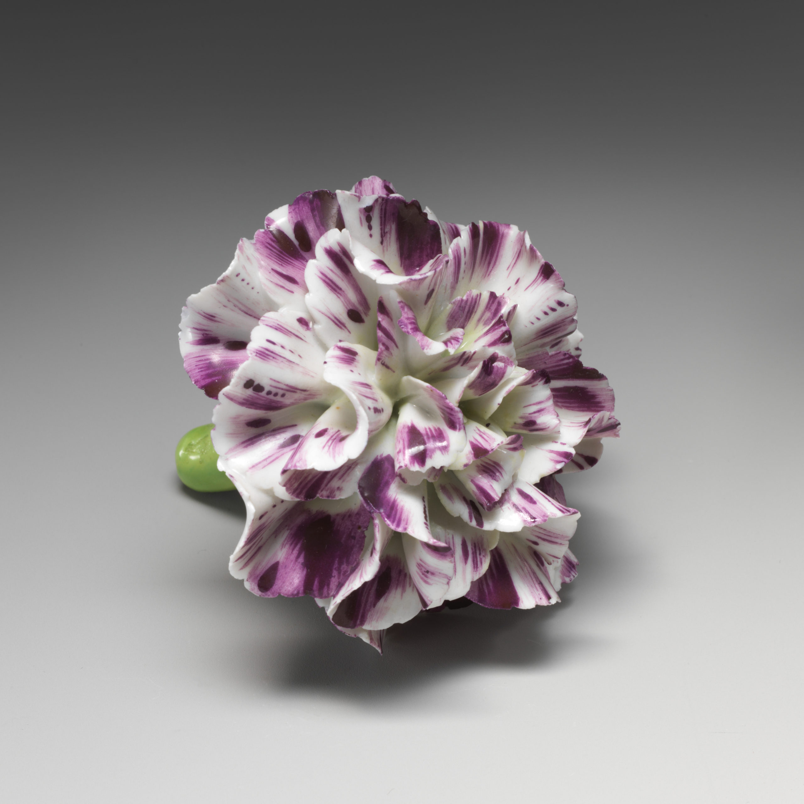 Fleur en porcelaine &agrave; p&acirc;te tendre de la Manufacture de Vincennes, milieu du XVIIIe si&egrave;cle &copy; MET Museum
